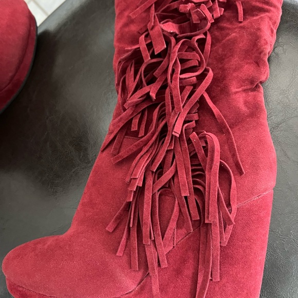 Nature breeze knee high red fringe 5.5 boots - Picture 3 of 11